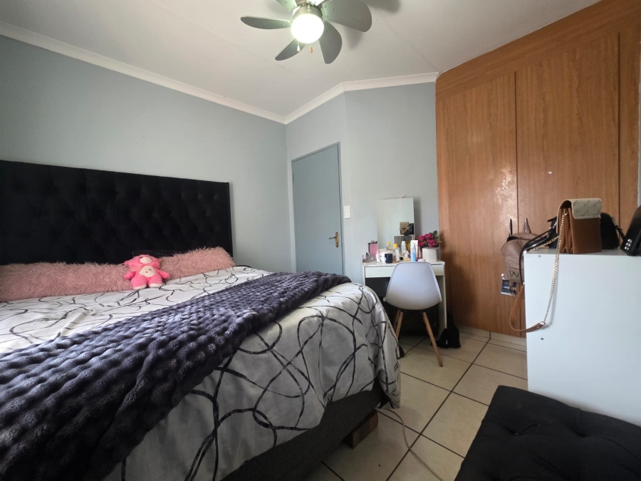 1 Bedroom Property for Sale in Potchefstroom North West